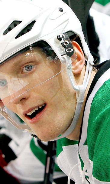 Klingberg's 4-point night leads Stars to victory over Jets